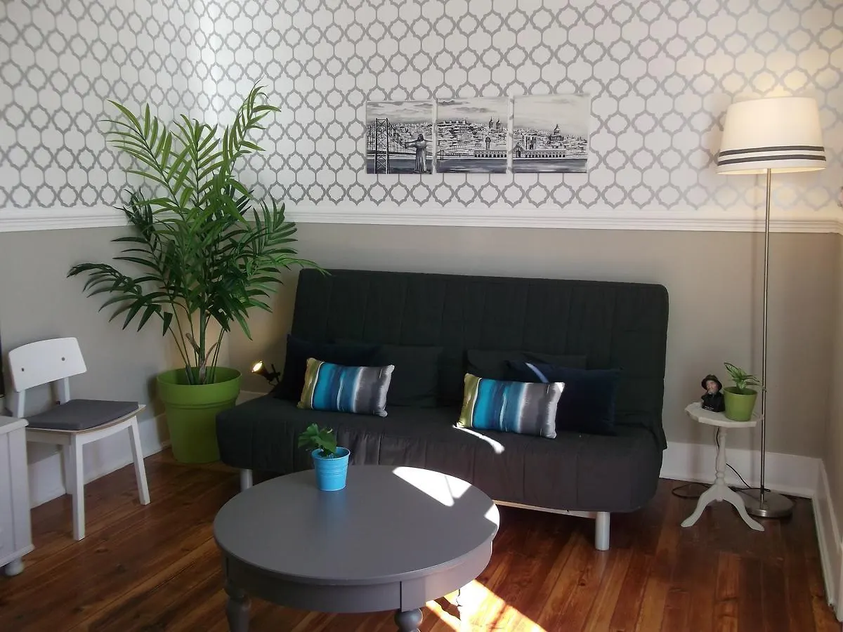 Angola Top Floor 6 Bedrooms Lissabon 0*,